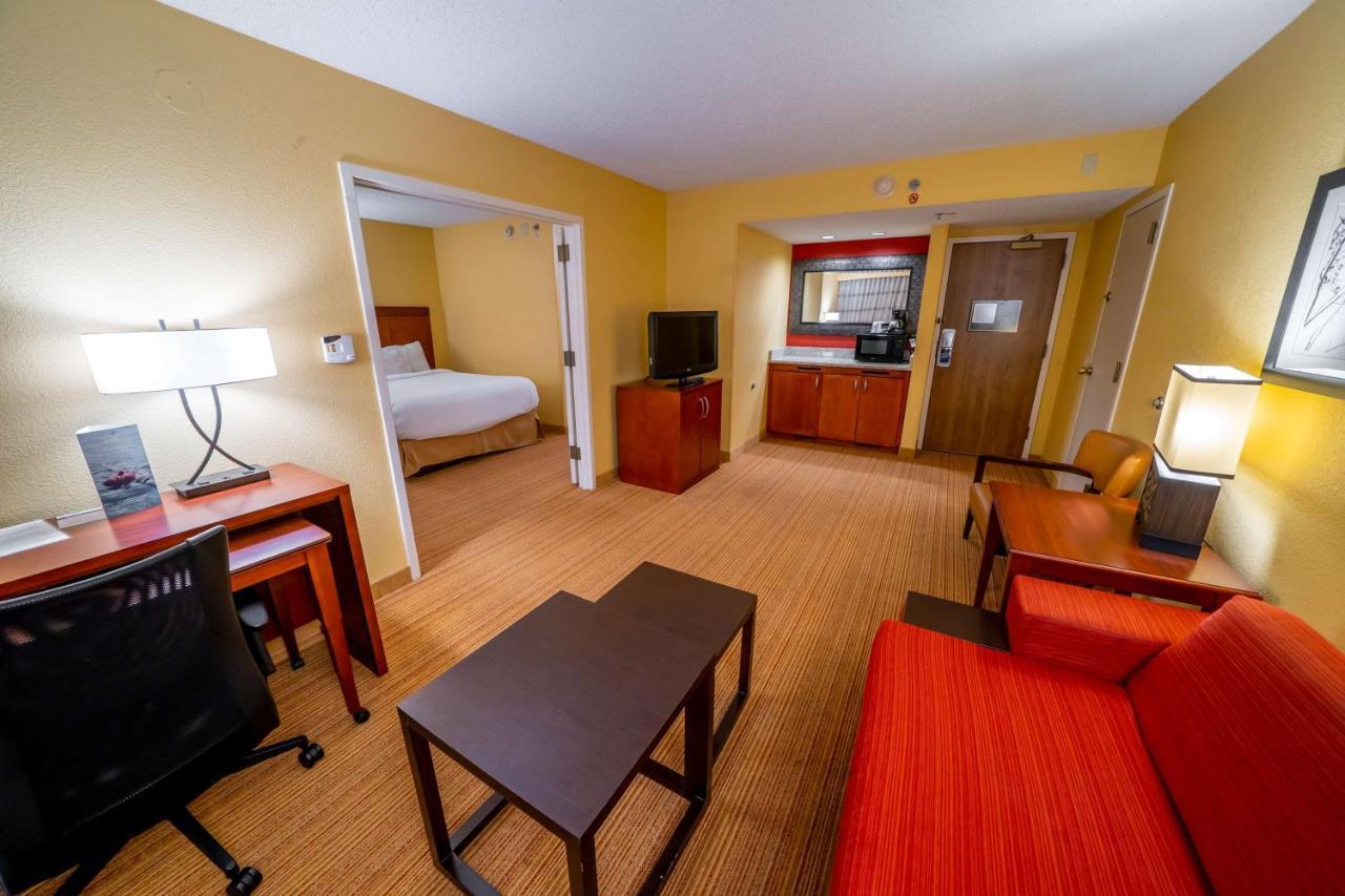 Iowa Inn Bettendorf Quad Cities Экстерьер фото