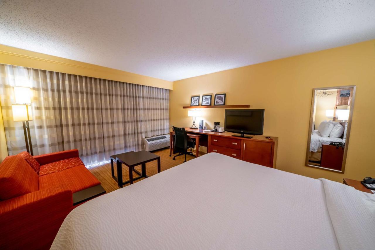 Iowa Inn Bettendorf Quad Cities Экстерьер фото